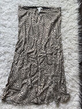 H&M Beige & Black Leopard Print Skirt